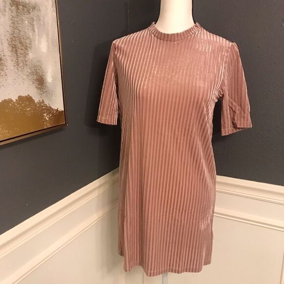 Passion Fusion ribbed velvet dress - Picture 3 of 6